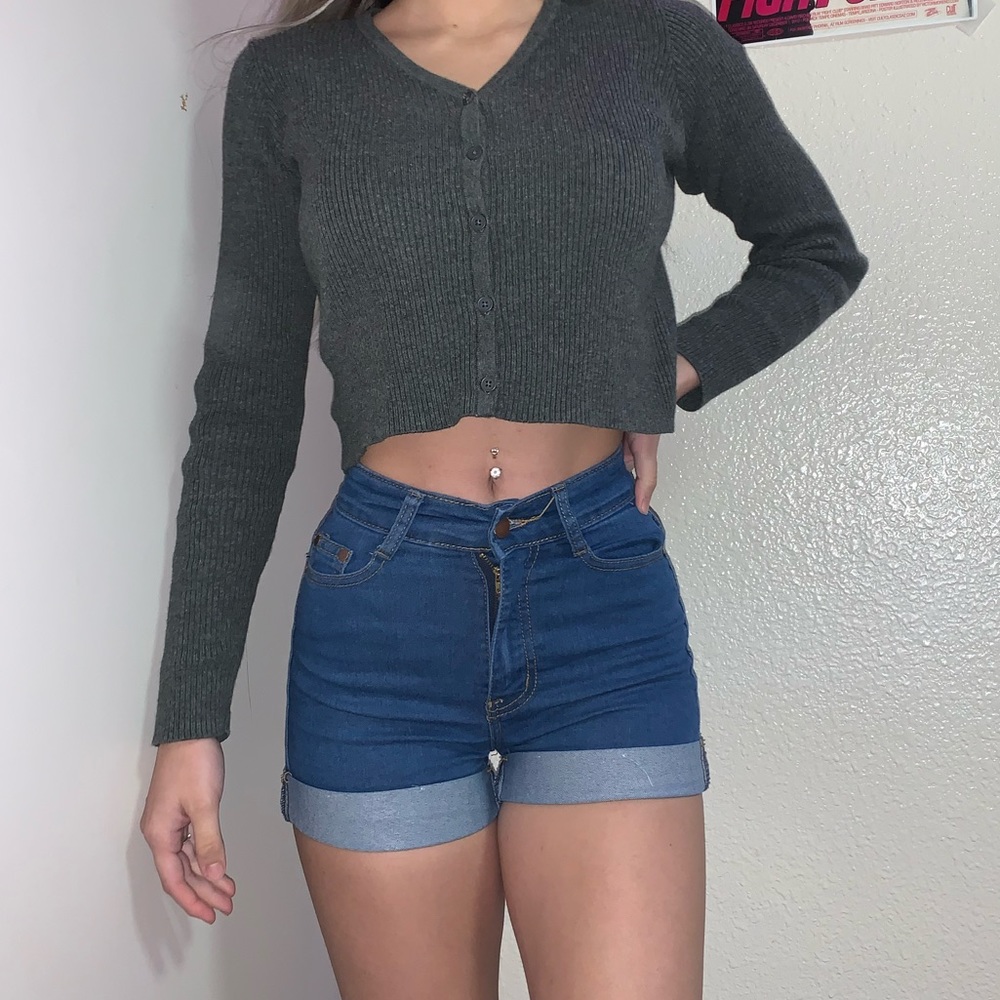 Fashion Nova jean shorts size 0